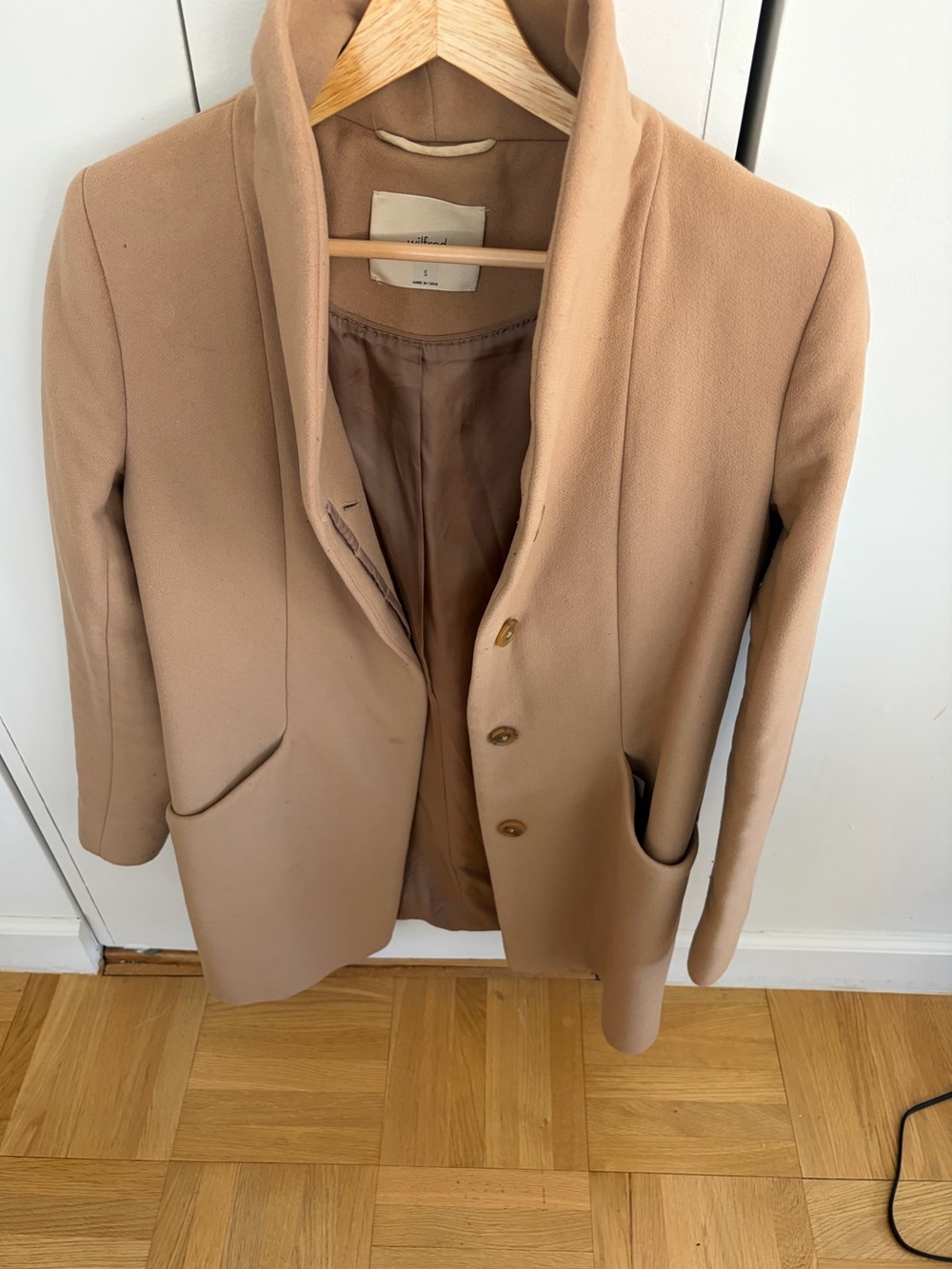 Aritzia The Cocoon Coat - Wool - Picture 4 of 5